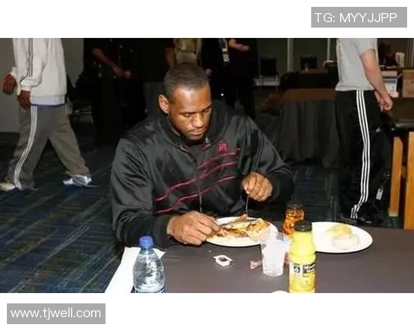 世界足球巨星的饮食秘密揭秘 他们最爱的美食是什么