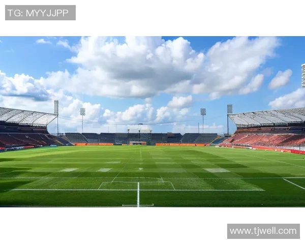 足球巨星微信背景图片展现球场魅力与个人风采让粉丝感受运动激情与荣耀