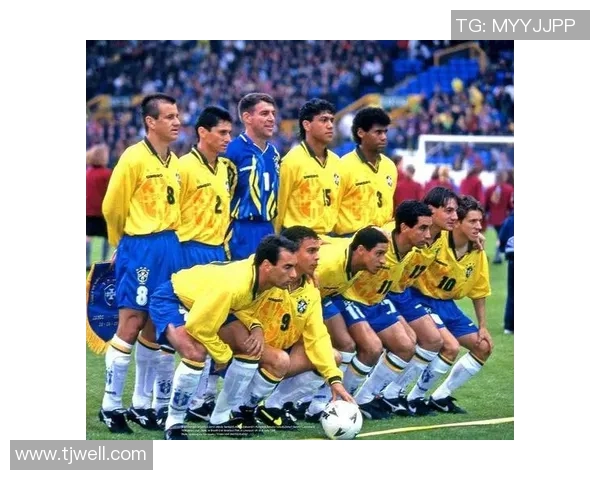 追忆2002年巴西足球巨星的辉煌与世界杯冠军荣耀